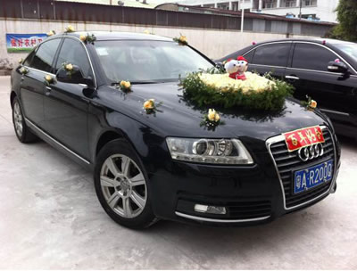 新款?yuàn)W迪A6L婚禮花車(chē)